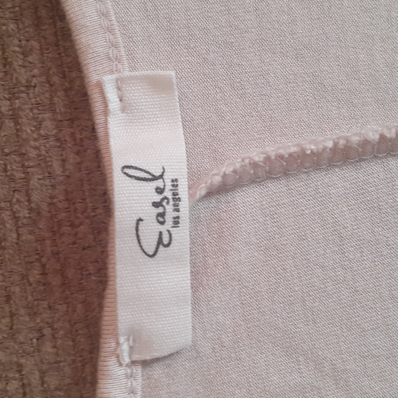 Easel Soft Ruffle Hem Tunic - Picture 3 of 7